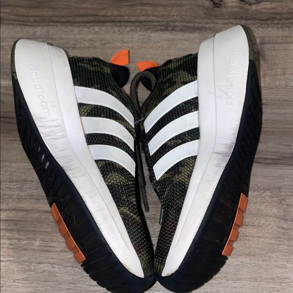Toddler Boy’s Adidas Camo Sneakers EUC - Picture 5 of 7